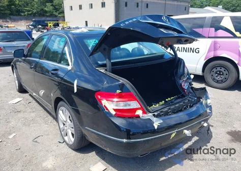 2008 Mercedes-Benz C 300 Luxury/Sport from USA, damaged, VIN WDDGF54X68F018051